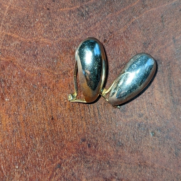 Teardrop Vintage Pierced Earrings - Picture 2 of 4